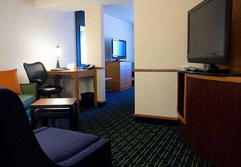 Fairfield Inn & Suites Tampa Fairgrounds/Casino Orient Park Экстерьер фото
