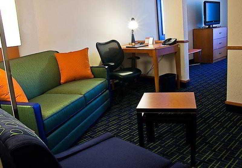 Fairfield Inn & Suites Tampa Fairgrounds/Casino Orient Park Экстерьер фото