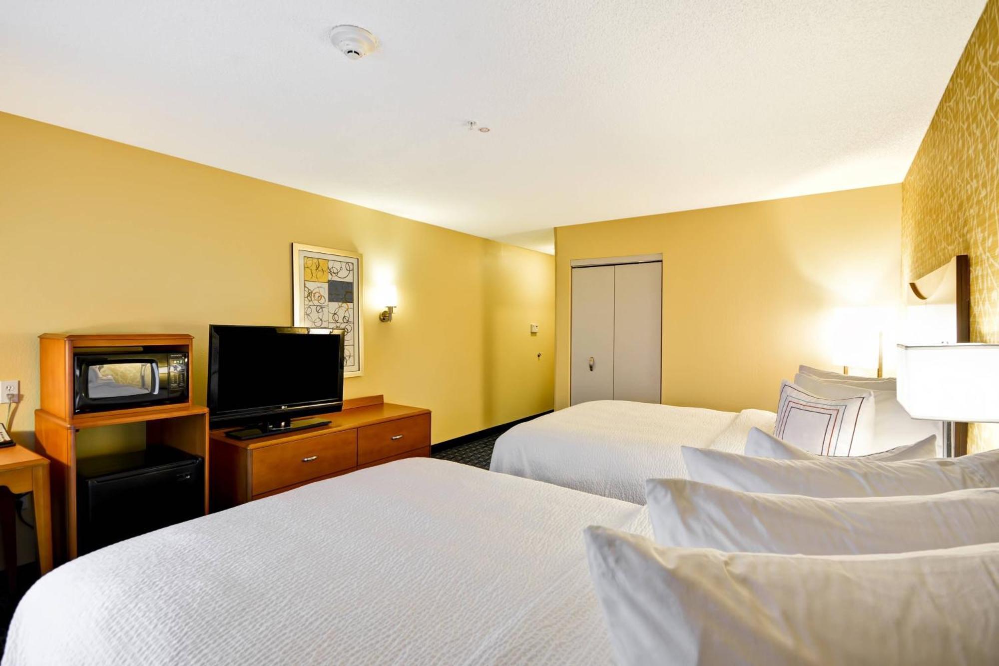 Fairfield Inn & Suites Tampa Fairgrounds/Casino Orient Park Экстерьер фото
