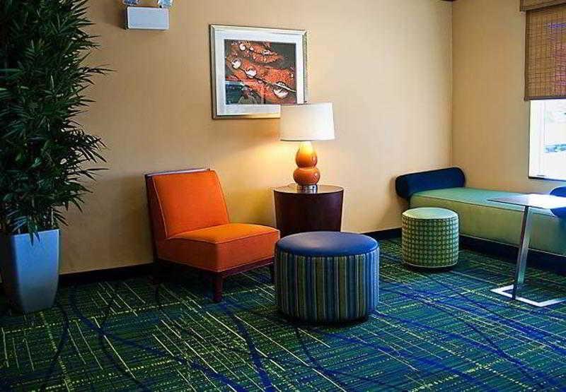 Fairfield Inn & Suites Tampa Fairgrounds/Casino Orient Park Интерьер фото