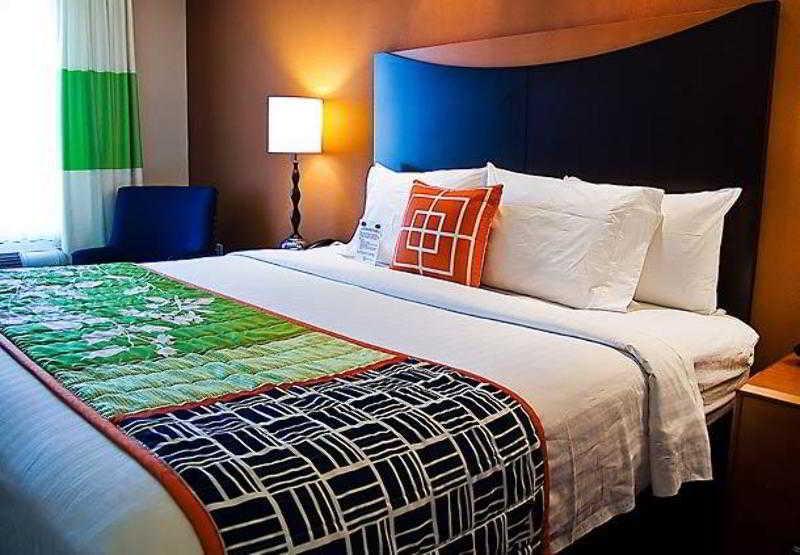 Fairfield Inn & Suites Tampa Fairgrounds/Casino Orient Park Экстерьер фото